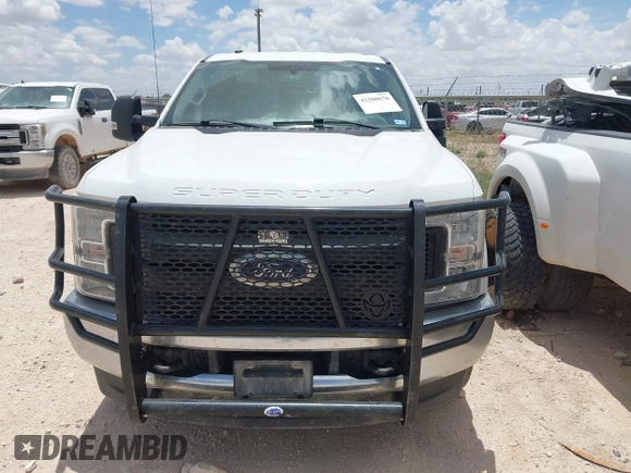 2018 Ford F-250 XL with VIN 1FT7W2BT2JEC78080, listed as a IAAI auction lot 42560676 with 239,286 mi miles and . Bid and sale history available at DreamBid. Image 11.