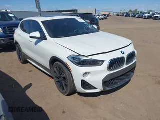 2018 BMW X2 xDrive28i z VIN WBXYJ5C34JEF69883, wystawiony jako IAAI lot #42346786 z przebiegiem 69 050 mil mil oraz . Historia ofert i sprzedaży dostępna na DreamBid. Obrazek 1.