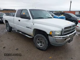 2001 Dodge 1500 with VIN 1B7HF13Z11J268858, listed as a IAAI auction lot 41849424 with Not Provided miles. Bid and sale history available at carsss.com. Image 1.