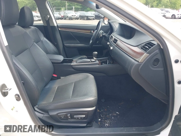 2013 Lexus GS 350 with VIN JTHCE1BLXD5016466, listed as a IAAI auction lot 42481000 with 53,976 mi miles and . Bid and sale history available at DreamBid. Image 5.