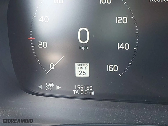 2017 Volvo S90 Momentum with VIN YV1102AK0H1012018, listed as a IAAI auction lot 42014173 with 155,159 mi miles. Bid and sale history available at carsss.com. Image 15.