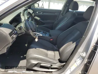 2022 Honda Civic Sport z VIN 2HGFE2F5XNH597365, wystawiony jako Copart lot #55620735 z przebiegiem 28 526 mil mil oraz Szkoda całkowita • Salvage title. Historia ofert i sprzedaży dostępna na DreamBid. Obrazek 7.