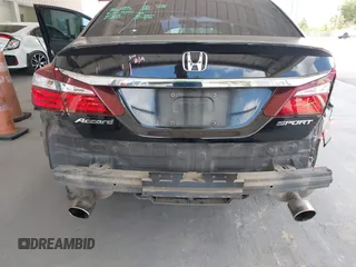 2016 Honda Accord Sport z VIN 1HGCR2F57GA171917, wystawiony jako IAAI lot #42177260 z przebiegiem 118 869 mil mil oraz . Historia ofert i sprzedaży dostępna na DreamBid. Obrazek 19.