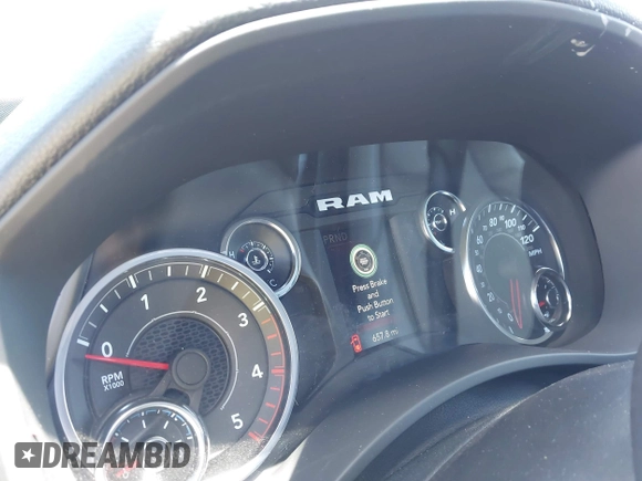 2024 Ram 2500 Tradesman with VIN 3C6UR5CL9RG330312, listed as a IAAI auction lot 42299968 with 657 mi miles and . Bid and sale history available at DreamBid. Image 7.
