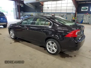 2015 Volvo S60 T5 Premier z VIN YV1612TK9F2354235, wystawiony jako Copart lot #57793095 z przebiegiem 69 869 mil mil oraz Tytuł czysty. Historia ofert i sprzedaży dostępna na DreamBid. Obrazek 2.