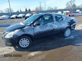 2016 Nissan Versa SV with VIN 3N1CN7AP8GL878746, listed as a IAAI auction lot 41845601 with 118,649 mi miles. Bid and sale history available at carsss.com. Image 2.