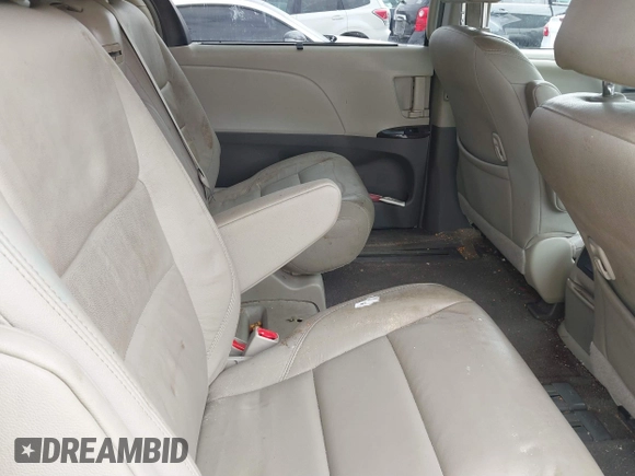 2017 Toyota Sienna XLE Auto Access Seat with VIN 5TDYZ3DC7HS853440, listed as a IAAI auction lot 41541247 with 76,905 mi miles and . Bid and sale history available at DreamBid. Image 8.