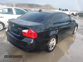 2008 BMW 3 Series 328i with VIN WBAVA33518KX87050, listed as a IAAI auction lot 40961613 with 189,357 mi miles and . Bid and sale history available at DreamBid. Image 4.