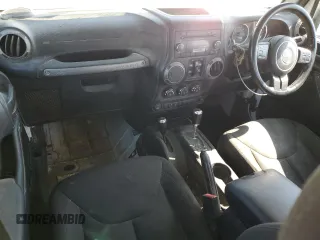 2016 Jeep Wrangler Unlimited Sport RHD z VIN 1C4BJWKG1GL294195, wystawiony jako Copart lot #51274185 z przebiegiem 135 720 mil mil oraz Szkoda całkowita • Salvage title. Historia ofert i sprzedaży dostępna na DreamBid. Obrazek 8.