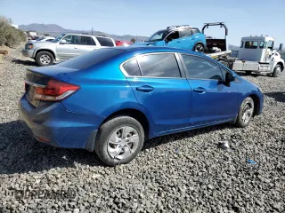 2015 Honda Civic LX z VIN 2HGFB2F59FH519072, wystawiony jako Copart lot #52425705 z przebiegiem 185 539 mil mil oraz Szkoda całkowita • Salvage title. Historia ofert i sprzedaży dostępna na DreamBid. Obrazek 3.