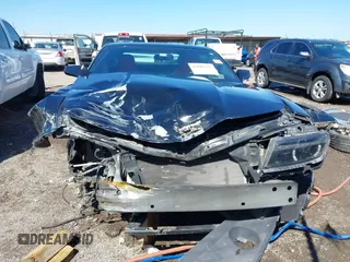 2015 Chevrolet Camaro LT z VIN 2G1FF1E34F9168703, wystawiony jako IAAI lot #42049357 z przebiegiem Nie podano mil oraz . Historia ofert i sprzedaży dostępna na DreamBid. Obrazek 13.