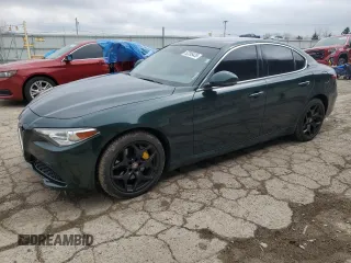 2020 Alfa Romeo Giulia Ti Sport z VIN ZARFANBN5L7636752, wystawiony jako Copart lot #52395435 z przebiegiem 36 602 mil mil oraz Szkody całkowita. Historia ofert i sprzedaży dostępna na DreamBid. Obrazek 1.
