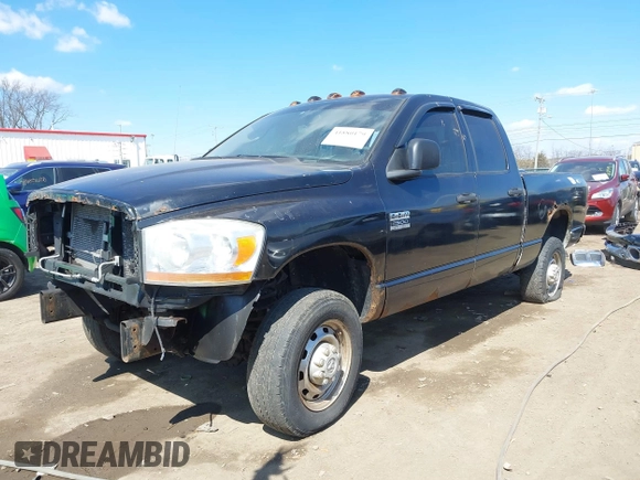 2007 Dodge Ram 2500 SLT with VIN 1D7KS28D27J502735, listed as a IAAI auction lot 41880179 with 368,304 mi miles. Bid and sale history available at carsss.com. Image 2.