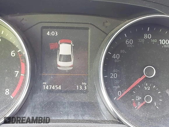 2018 Volkswagen Passat SE z VIN 1VWBA7A33JC031098, wystawiony jako IAAI lot #41915976 z przebiegiem 147 454 mil mil oraz . Historia ofert i sprzedaży dostępna na DreamBid. Obrazek 15.