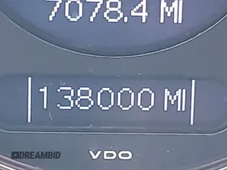 2006 Mercedes-Benz E 350 z VIN WDBUF56J36A954286, wystawiony jako IAAI lot #42116749 z przebiegiem 138 000 mil mil oraz . Historia ofert i sprzedaży dostępna na DreamBid. Obrazek 7.