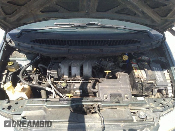 2000 Dodge Caravan SE with VIN 2B4GP44G9YR629814, listed as a IAAI auction lot 37525321 with Not provided miles and . Bid and sale history available at DreamBid. Image 10.