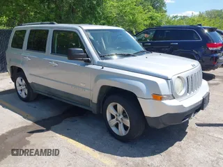 2011 Jeep Patriot Latitude X with VIN 1J4NF4GB3BD172354, listed as a IAAI auction lot 42189978 with 147,266 mi miles and . Bid and sale history available at DreamBid. Image 1.