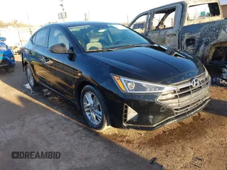 2020 Hyundai Elantra Value Edition z VIN KMHD84LF1LU956131, wystawiony jako IAAI lot #41866611 z przebiegiem 138 785 mil mil oraz . Historia ofert i sprzedaży dostępna na DreamBid. Obrazek 1.