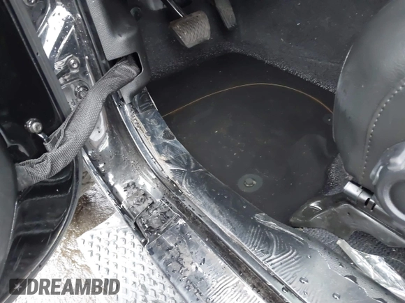 2022 Jeep Gladiator High Altitude z VIN 1C6HJTFG1NL164764, wystawiony jako IAAI lot #41727357 z przebiegiem 28 222 mil mil oraz . Historia ofert i sprzedaży dostępna na DreamBid. Obrazek 18.
