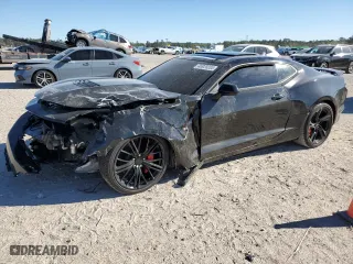 2022 Chevrolet Camaro 2SS with VIN 1G1FH1R77N0103733, listed as a Copart auction lot 46920285 with 19,403 mi miles and Salvage Title. Bid and sale history available at carsss.com. Image 1.