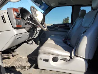 2006 Ford F-350 XL with VIN 1FTWX31P36ED02798, listed as a Copart auction lot 45645055 with 116,673 mi miles and Salvage title. Bid and sale history available at DreamBid. Image 7.