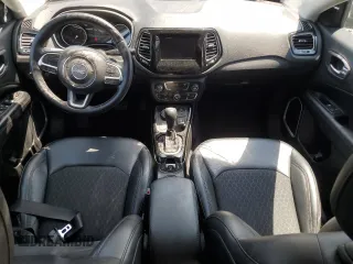 2019 Jeep Compass Altitude with VIN 3C4NJDBB0KT683557, listed as a Copart auction lot 59211055 with 102,648 mi miles and Salvage title. Bid and sale history available at DreamBid. Image 8.