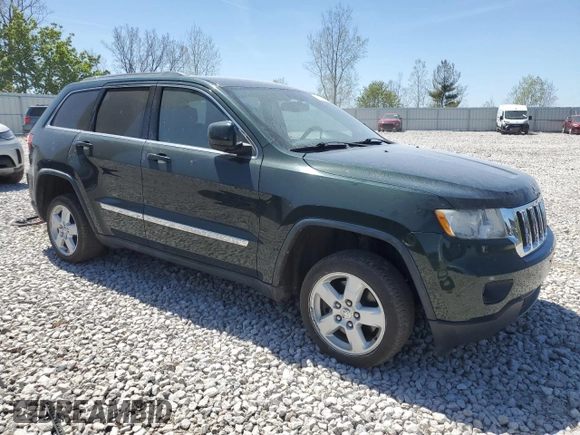 2011 Jeep Grand Cherokee Laredo with VIN 1J4RR4GG2BC669566, listed as a Copart auction lot 55774435 with 149,529 mi miles and Clean title. Bid and sale history available at DreamBid. Image 4.