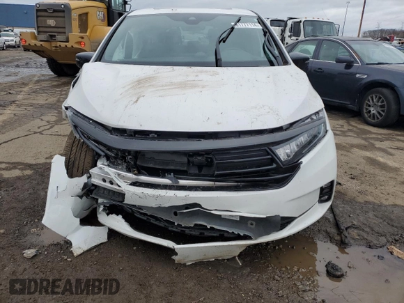 2023 Honda Odyssey Sport with VIN 5FNRL6H75PB076828, listed as a Copart auction lot 81777114 with 8,295 mi miles and Salvage Title. Bid and sale history available at carsss.com. Image 5.