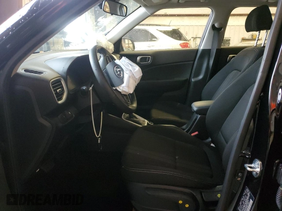 2024 Hyundai Venue SEL with VIN KMHRC8A30RU320524, listed as a Copart auction lot 48223435 with 7,418 mi miles and Salvage title. Bid and sale history available at DreamBid. Image 7.