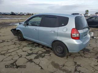 2007 Honda Fit с VIN JHMGD37477S061646, выставлен на аукционе Copart как лот 86438584 с пробегом 191 687 миль миль и Списание • Salvage title. История ставок и продаж доступна на DreamBid. Изображение 2.