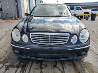 2006 Mercedes-Benz E 500 z VIN WDBUF70J76A869293, wystawiony jako Copart lot #52042215 z przebiegiem 136 742 mil mil oraz Szkoda całkowita • Salvage title. Historia ofert i sprzedaży dostępna na DreamBid. Obrazek 5.