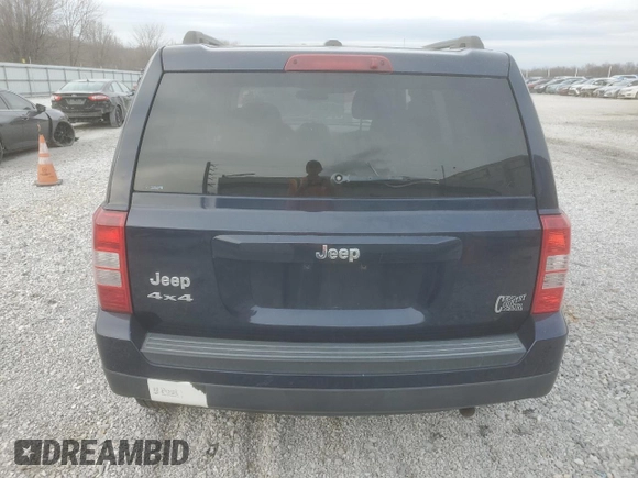 2016 Jeep Patriot Sport with VIN 1C4NJRBBXGD668977, listed as a Copart auction lot 47296975 with 151,476 mi miles and Clean Title. Bid and sale history available at carsss.com. Image 6.