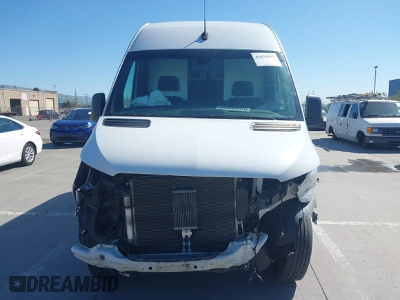 2020 Mercedes-Benz Sprinter Cargo with VIN W1W70BGY8LT026861, listed as a IAAI auction lot 41679015 with 96,367 mi miles and . Bid and sale history available at carsss.com. Image 6.