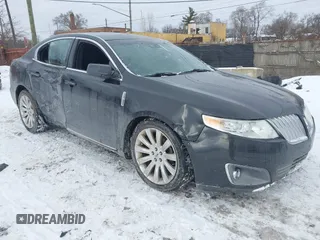 2012 Lincoln MKS with VIN 1LNHL9ER8CG806939, listed as a IAAI auction lot 41417607 with 147,808 mi miles. Bid and sale history available at carsss.com. Image 1.