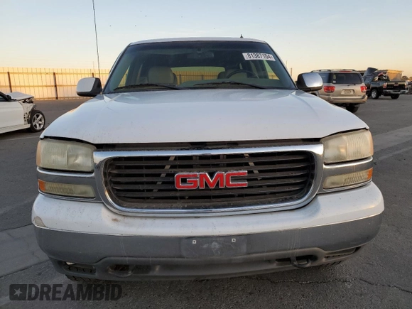 2002 GMC Yukon SLE with VIN 1GKEK13T12R143778, listed as a Copart auction lot 81387104 with 213,129 mi miles and Salvage Title. Bid and sale history available at carsss.com. Image 5.