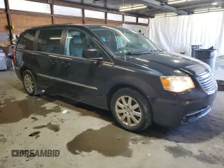 2015 Chrysler Town & Country Touring with VIN 2C4RC1BG5FR553630, listed as a Copart auction lot 54917685 with 163,450 mi miles and Clean Title. Bid and sale history available at carsss.com. Image 4.