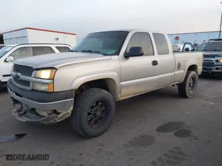 2005 Chevrolet Silverado 1500 Z71 with VIN 1GCEK19B95E213890, listed as a IAAI auction lot 41254102 with 263,361 mi miles. Bid and sale history available at carsss.com. Image 2.