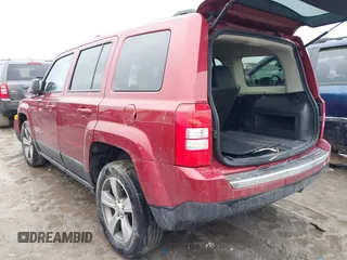2016 Jeep Patriot Latitude with VIN 1C4NJRFB8GD737806, listed as a IAAI auction lot 41509880 with 87,111 mi miles. Bid and sale history available at carsss.com. Image 3.