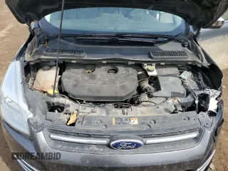 2016 Ford Escape SE z VIN 1FMCU9G96GUB64071, wystawiony jako Copart lot #53833075 z przebiegiem 130 037 mil mil oraz Czysty tytuł • Clean title. Historia ofert i sprzedaży dostępna na DreamBid. Obrazek 12.