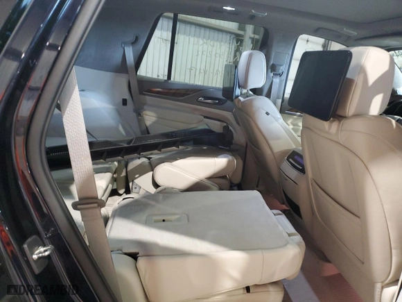 2021 Cadillac Escalade Premium Luxury Platinum with VIN 1GYS4DKL1MR430272, listed as a Copart auction lot 58939294 with 59,907 mi miles and Non Repairable. Bid and sale history available at carsss.com. Image 11.