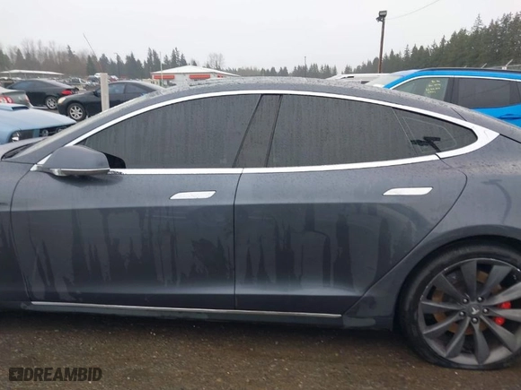 2014 Tesla Model S P85D with VIN 5YJSA1H26EFP66115, listed as a IAAI auction lot 41862071 with 105,362 mi miles. Bid and sale history available at carsss.com. Image 14.
