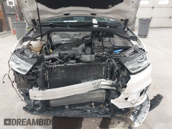 2017 Audi Q3 Premium z VIN WA1ECCFS0HR009385, wystawiony jako IAAI lot #42042437 z przebiegiem 110 341 mil mil oraz . Historia ofert i sprzedaży dostępna na DreamBid. Obrazek 6.