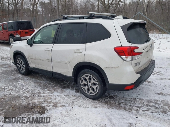 2021 Subaru Forester Premium with VIN JF2SKAFCXMH564760, listed as a IAAI auction lot 41452629 with 43,254 mi miles and . Bid and sale history available at DreamBid. Image 3.
