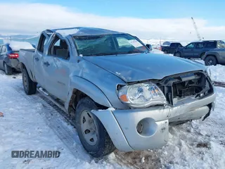 2007 Toyota Tacoma with VIN 5TEMU52N87Z326344, listed as a IAAI auction lot 41250780 with 210,957 mi miles and . Bid and sale history available at DreamBid. Image 6.
