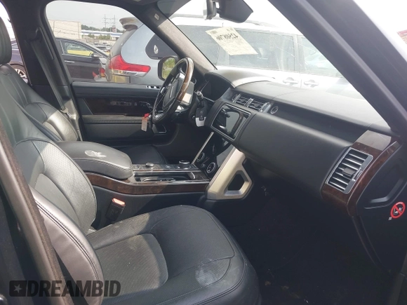 2018 Land Rover Range Rover z VIN SALGS2RE3JA389370, wystawiony jako IAAI lot #42508706 z przebiegiem 46 268 mil mil oraz . Historia ofert i sprzedaży dostępna na DreamBid. Obrazek 5.