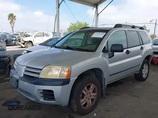 2005 Mitsubishi Endeavor LS z VIN 4A4MM21S25E049088, wystawiony jako IAAI lot #42228783 z przebiegiem 243 731 mil mil oraz . Historia ofert i sprzedaży dostępna na DreamBid. Obrazek 2.