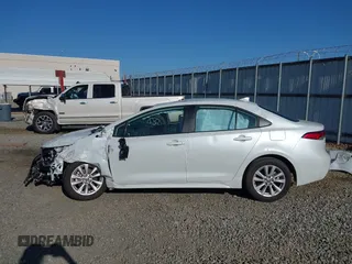2024 Toyota Corolla LE with VIN 5YFB4MDE2RP152441, listed as a IAAI auction lot 42187904 with 8,599 mi miles and . Bid and sale history available at DreamBid. Image 15.