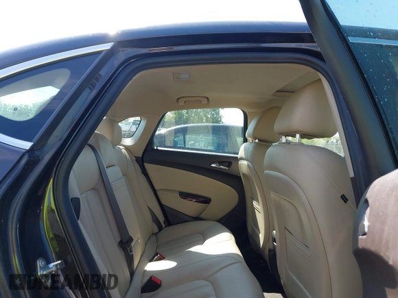 2014 Buick Verano Group z VIN 1G4PS5SK0E4123281, wystawiony jako IAAI lot #42250949 z przebiegiem 132 746 mil mil oraz . Historia ofert i sprzedaży dostępna na DreamBid. Obrazek 8.