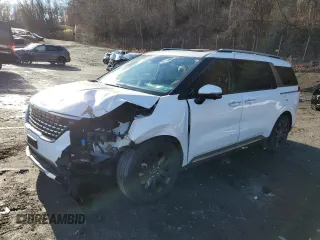 2024 Kia Carnival SX Prestige with VIN KNDNE5H37R6358094, listed as a Copart auction lot 84172744 with 9,265 mi miles and Salvage Title. Bid and sale history available at carsss.com. Image 1.