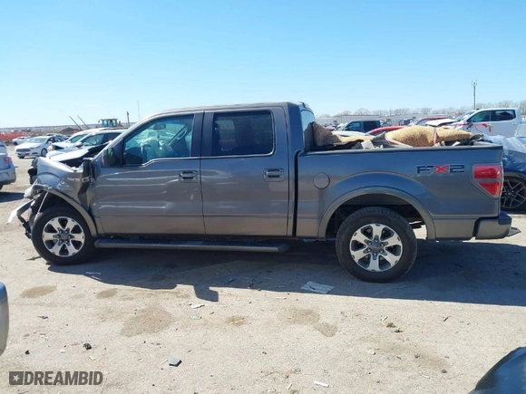 2010 Ford F-150 XL with VIN 1FTEW1C8XAKE14338, listed as a IAAI auction lot 41696686 with 186,475 mi miles. Bid and sale history available at carsss.com. Image 13.